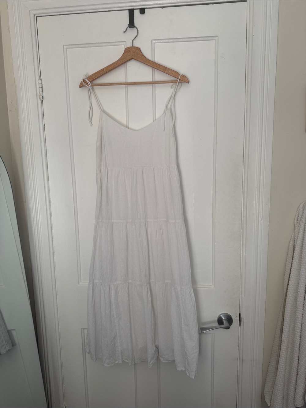 Abercrombie & Fitch White Tiered Maxi Dress